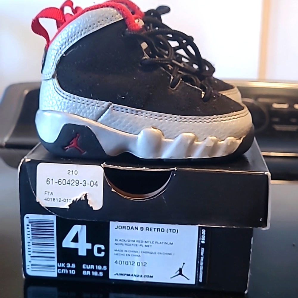 Jordan 9 "Johnny Kilroy" Toddler size 4c